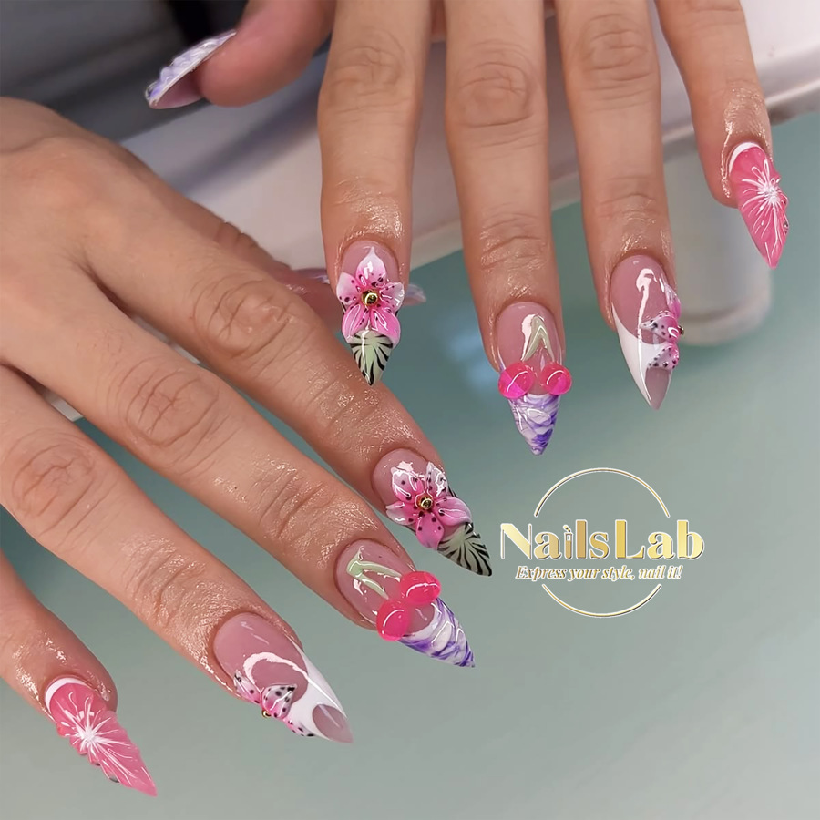 Nails Lab
